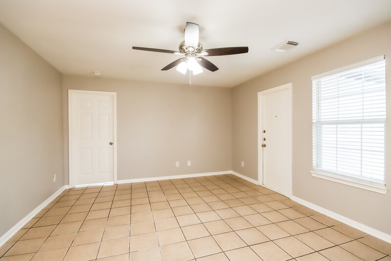 1,805/Mo, 16385 Ryan Guinn Way Conroe, TX 77303 Main Bedroom View