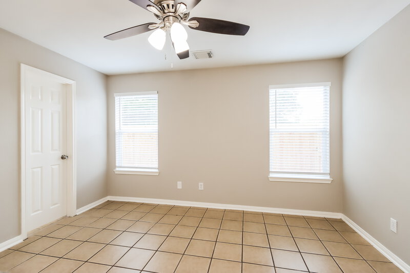 1,805/Mo, 16385 Ryan Guinn Way Conroe, TX 77303 Main Bedroom View 2