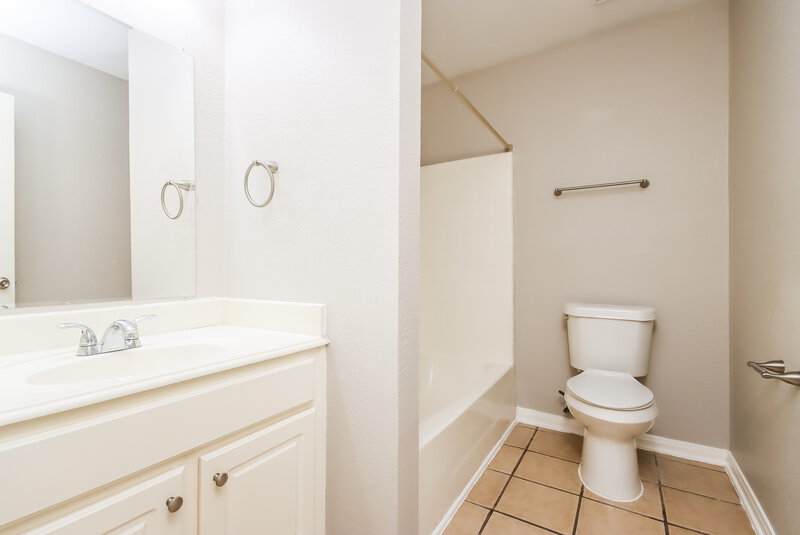 1,805/Mo, 16385 Ryan Guinn Way Conroe, TX 77303 Bathroom View