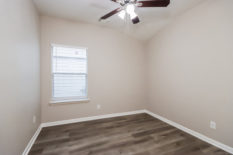2,140/Mo, 6407 Gardenspring Brook Ln Spring, TX 77379 Bedroom View 3