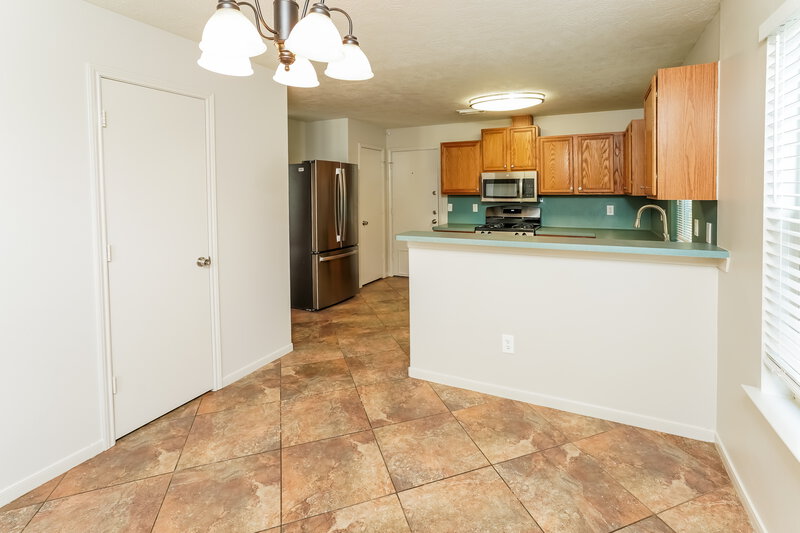 2,265/Mo, 19814 Waterflower Dr Tomball, TX 77375 Breakfast Nook View 2