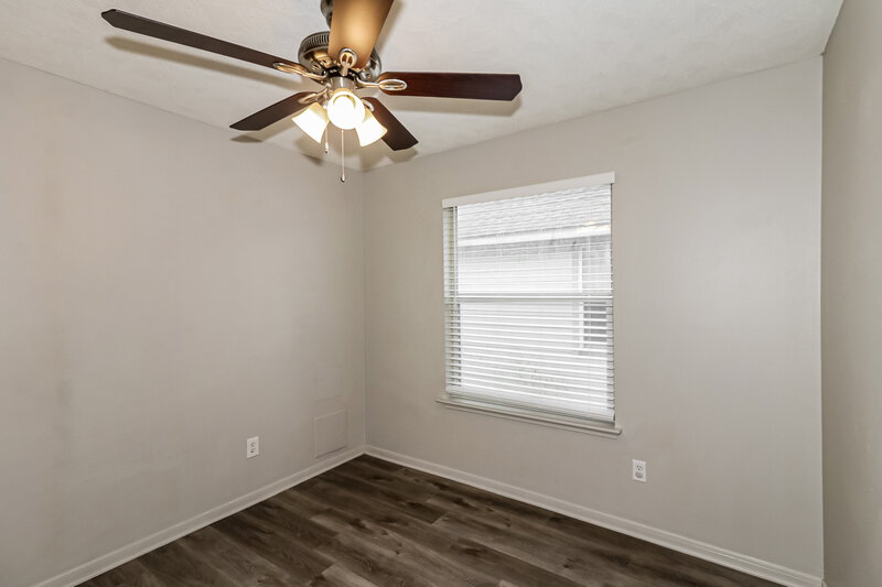1,980/Mo, 19814 Waterflower Dr Tomball, TX 77375 Bedroom View 3