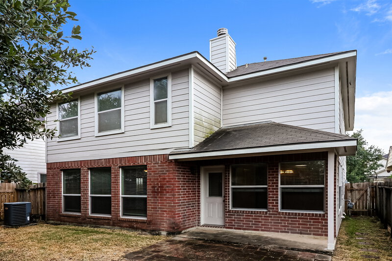 1,980/Mo, 19814 Waterflower Dr Tomball, TX 77375 Rear View 2