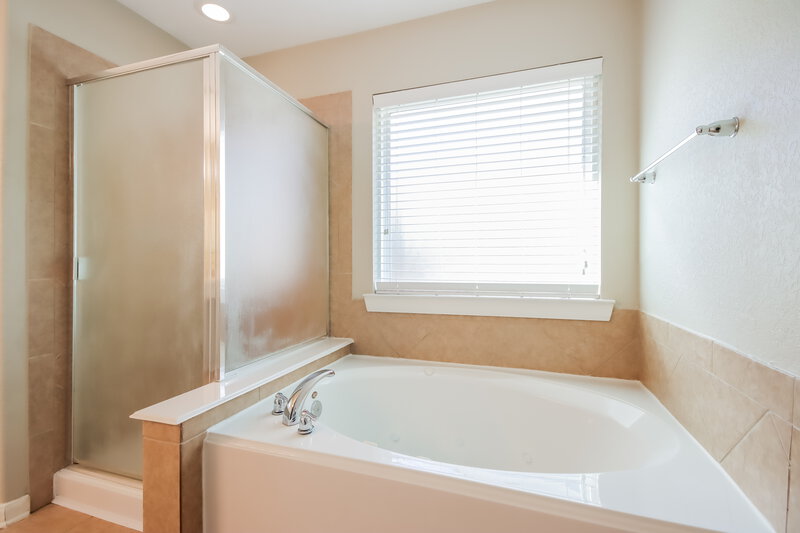 2,295/Mo, 3306 Cashier Ct Spring, TX 77373 Main Bathroom View 2