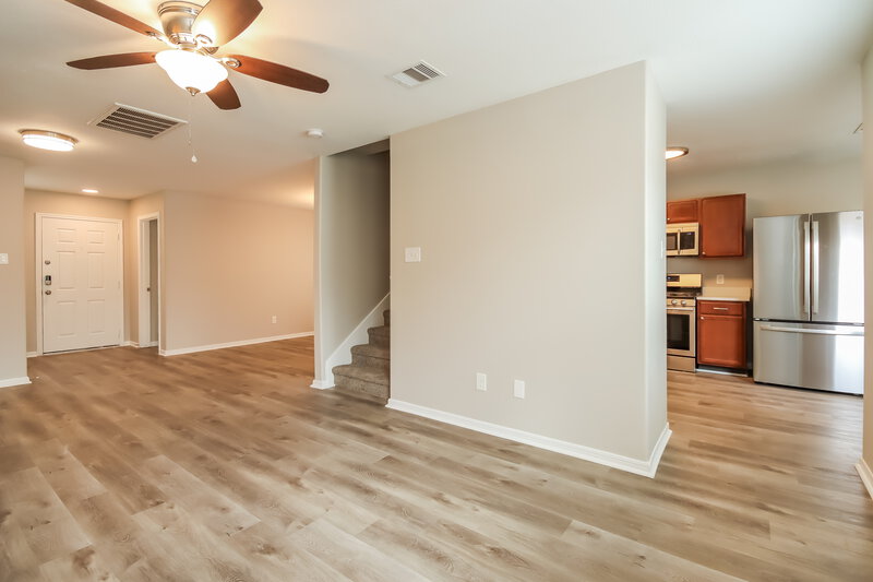 1,915/Mo, 6305 Mountain Pines Ln Katy, TX 77449 Living Room View