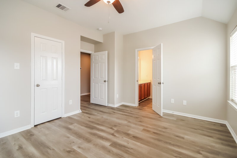 1,915/Mo, 6305 Mountain Pines Ln Katy, TX 77449 Main Bedroom View