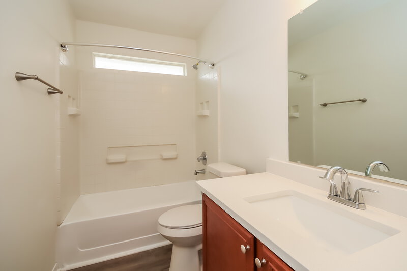1,915/Mo, 6305 Mountain Pines Ln Katy, TX 77449 Bathroom View