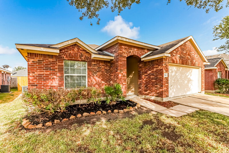 2,250/Mo, 7510 Braeberry Ct Richmond, TX 77407 Front View