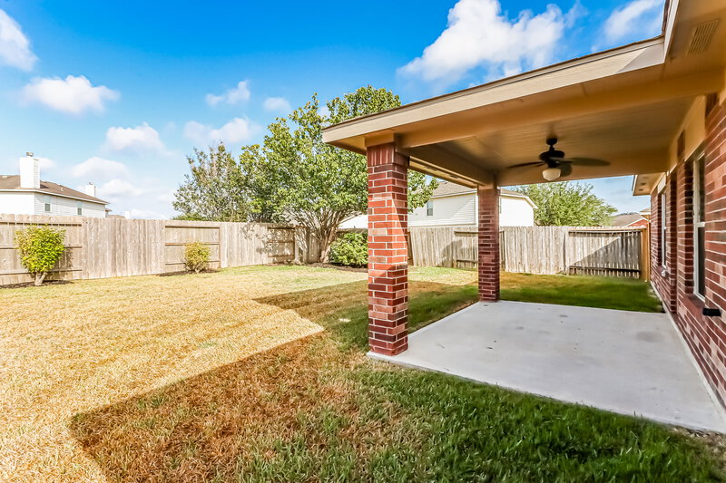 2,250/Mo, 7510 Braeberry Ct Richmond, TX 77407 Rear View
