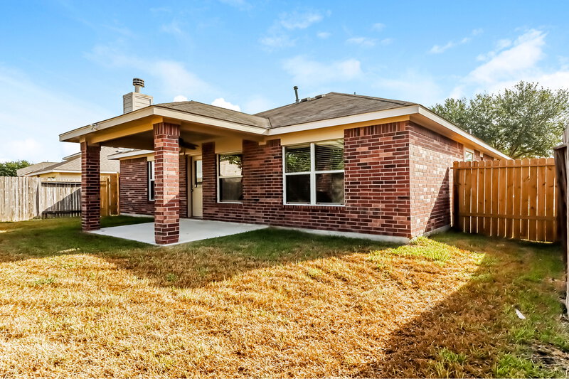 2,250/Mo, 7510 Braeberry Ct Richmond, TX 77407 Rear View 2