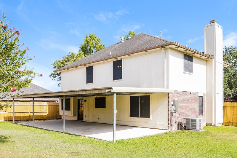 2,330/Mo, 801 Wisdom Dr Deer Park, TX 77536 Rear View 2