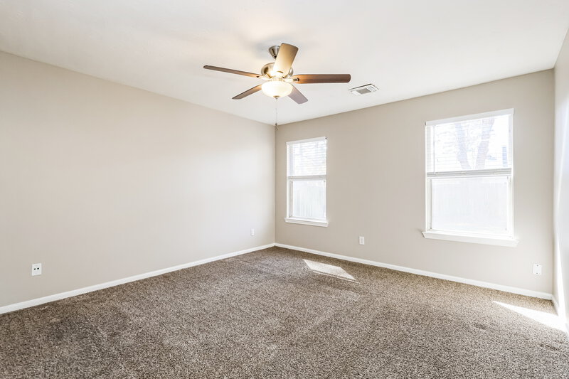 1,770/Mo, 22215 Nobles Crossing Dr Spring, TX 77373 Main Bedroom View