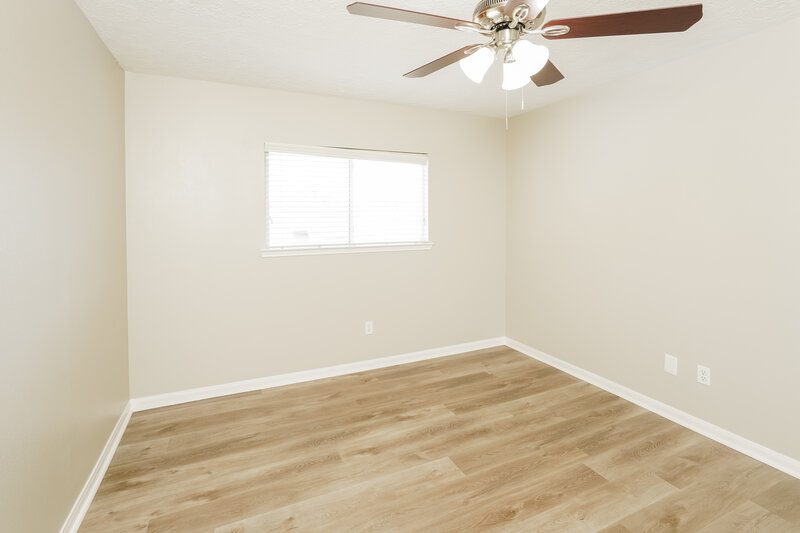 1,770/Mo, 32034 Ashton Ln Pinehurst, TX 77362 Bedroom View 2