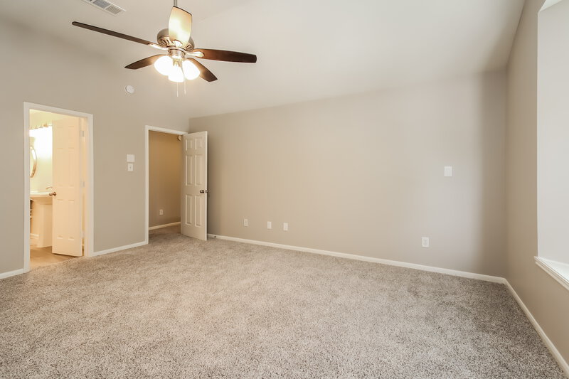 2,390/Mo, 28810 Fox Cyn Spring, TX 77386 Main Bedroom View 2