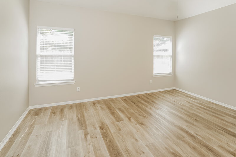 1,880/Mo, 11927 Belle Ct Pinehurst, TX 77362 Main Bedroom View