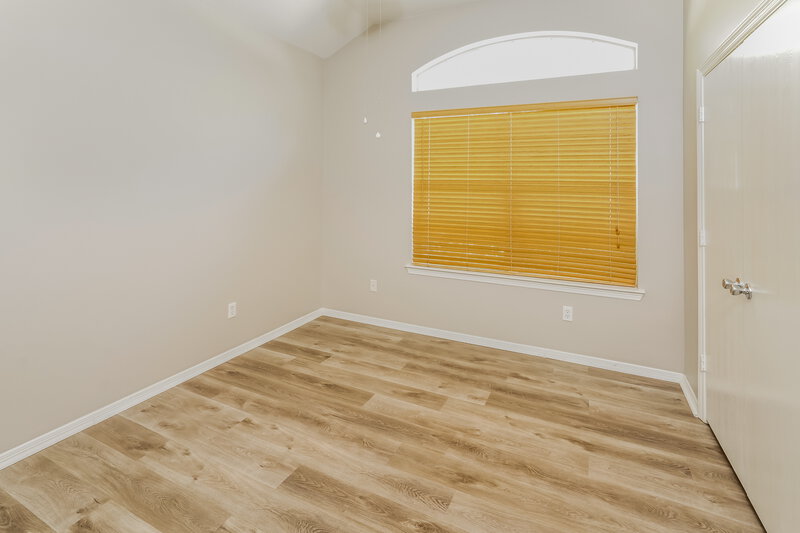 1,880/Mo, 11927 Belle Ct Pinehurst, TX 77362 Bedroom View