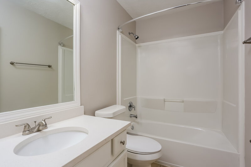 2,505/Mo, 15019 Roche Rock Dr Humble, TX 77396 Bathroom View