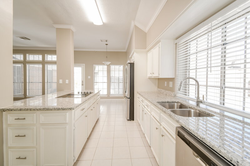 2,585/Mo, 1920 Morning Tide Ln League City, TX 77573 Kitchen View