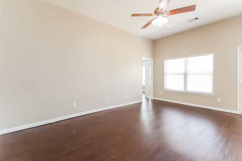 1,875/Mo, 12127 Clara Ln Pinehurst, TX 77362 Living Room View