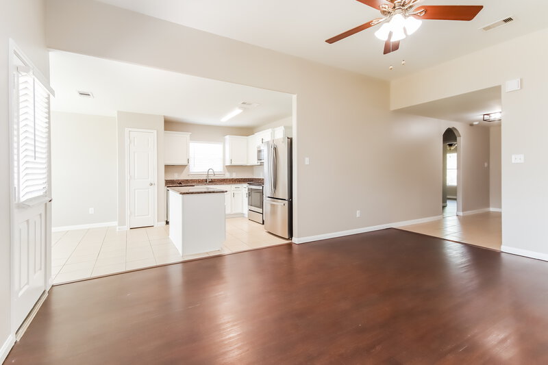 1,875/Mo, 12127 Clara Ln Pinehurst, TX 77362 Living Room View 3