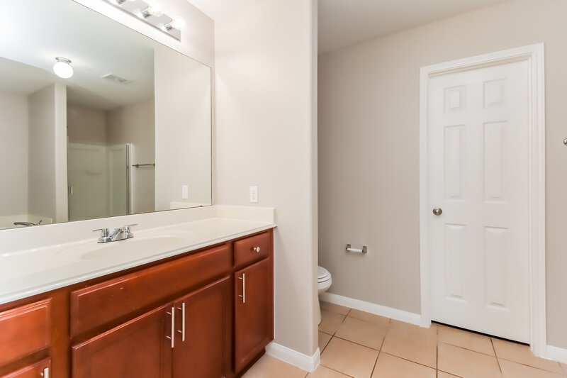 1,875/Mo, 12127 Clara Ln Pinehurst, TX 77362 Main Bathroom View