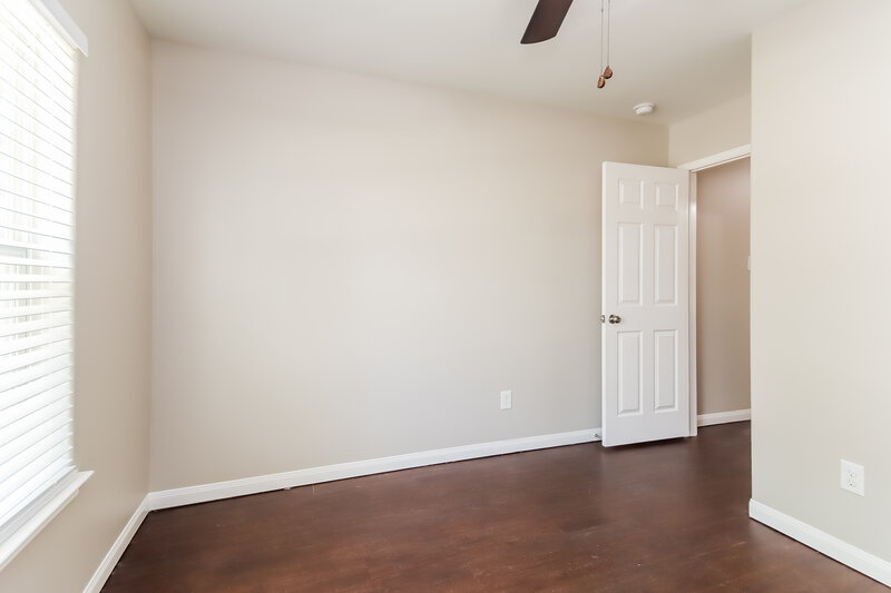 1,875/Mo, 12127 Clara Ln Pinehurst, TX 77362 Bedroom View