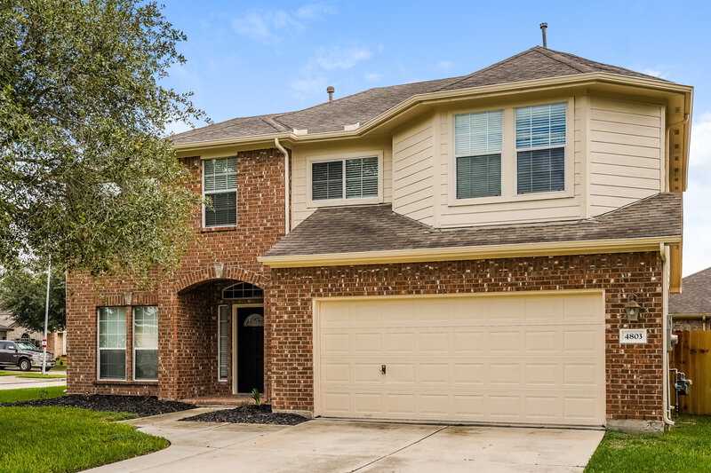 2,495/Mo, 4803 Chase Stone Dr Bacliff, TX 77518 Front View