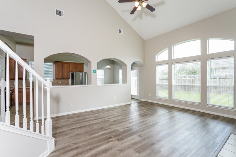 2,495/Mo, 4803 Chase Stone Dr Bacliff, TX 77518 Living Room View