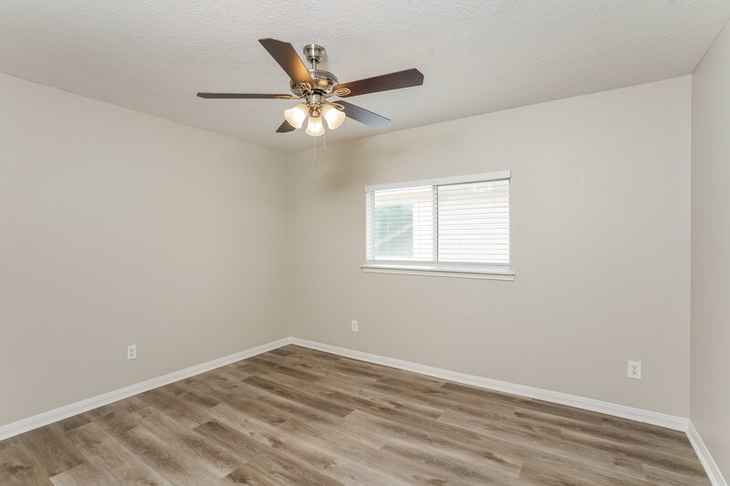 2,495/Mo, 4803 Chase Stone Dr Bacliff, TX 77518 Bedroom View 2