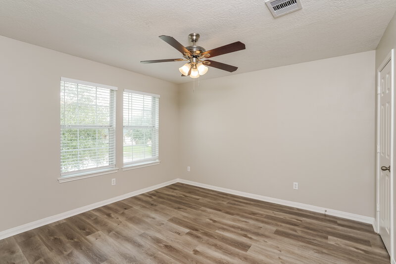 2,495/Mo, 4803 Chase Stone Dr Bacliff, TX 77518 Bedroom View 3