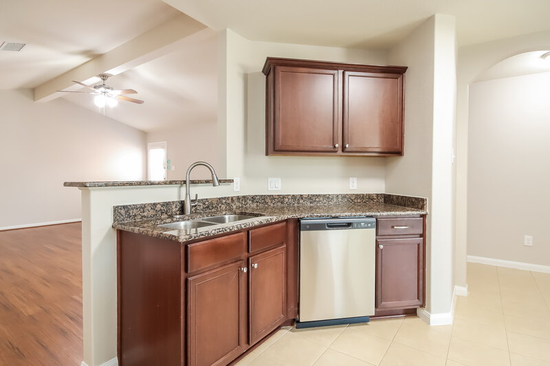 1,665/Mo, 12066 Quartersawn Ln Pinehurst, TX 77362 Misc View 4