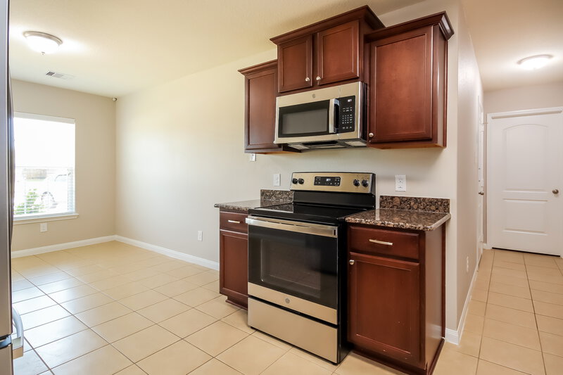 1,665/Mo, 12066 Quartersawn Ln Pinehurst, TX 77362 Misc View 5