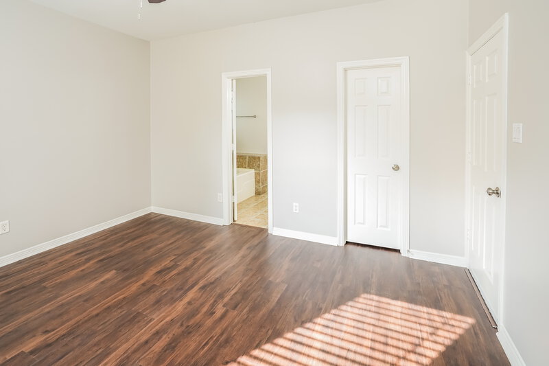 2,345/Mo, 21138 Molasses Meadow Ln Tomball, TX 77375 Main Bedroom View 2