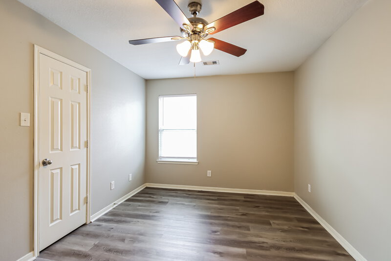 2,185/Mo, 17314 Cricket Mill Dr Humble, TX 77346 Bedroom View