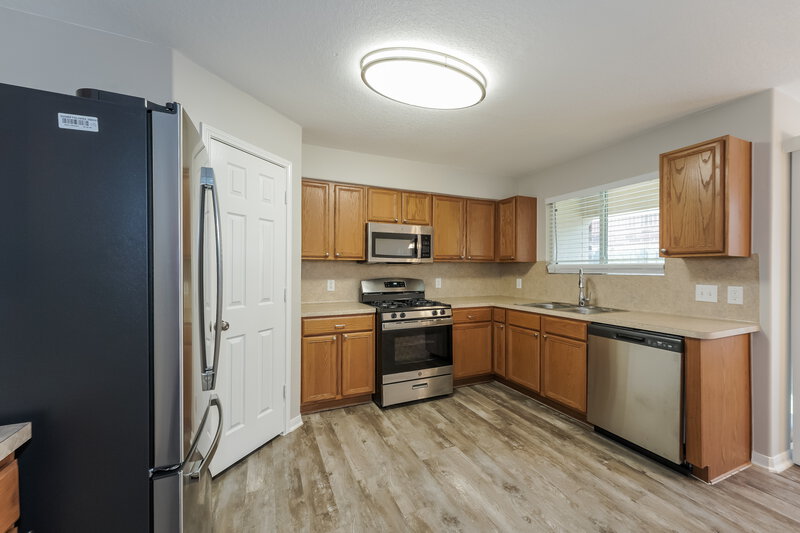1,890/Mo, 21002 Foxwood Glen Ln Humble, TX 77338 Kitchen View