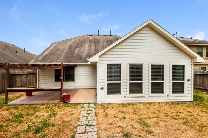2,655/Mo, 19154 Shire Horse Blvd Porter, TX 77365 Rear View