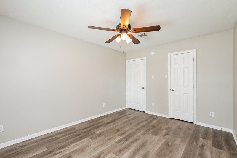 1,815/Mo, 11811 Lois Ln Pinehurst, TX 77362 Bedroom View 2