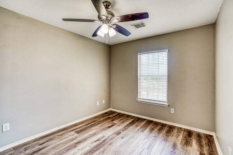 2,450/Mo, 7318 Cypress Prairie Dr Cypress, TX 77433 Bedroom View