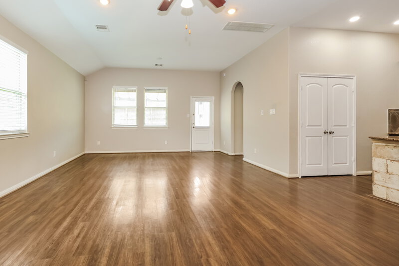2,375/Mo, 320 Terra Vista Cir Montgomery, TX 77356 Dining Room View