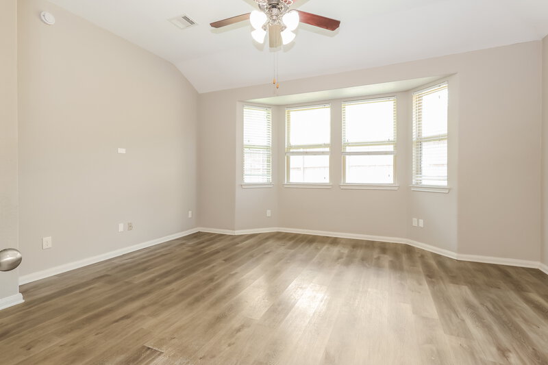 2,375/Mo, 320 Terra Vista Cir Montgomery, TX 77356 Main Bedroom View