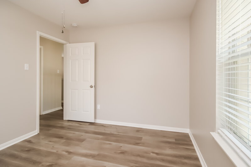2,315/Mo, 16402 Ancient Forest Dr Humble, TX 77346 Bedroom View