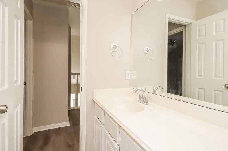 2,315/Mo, 16402 Ancient Forest Dr Humble, TX 77346 Bathroom View