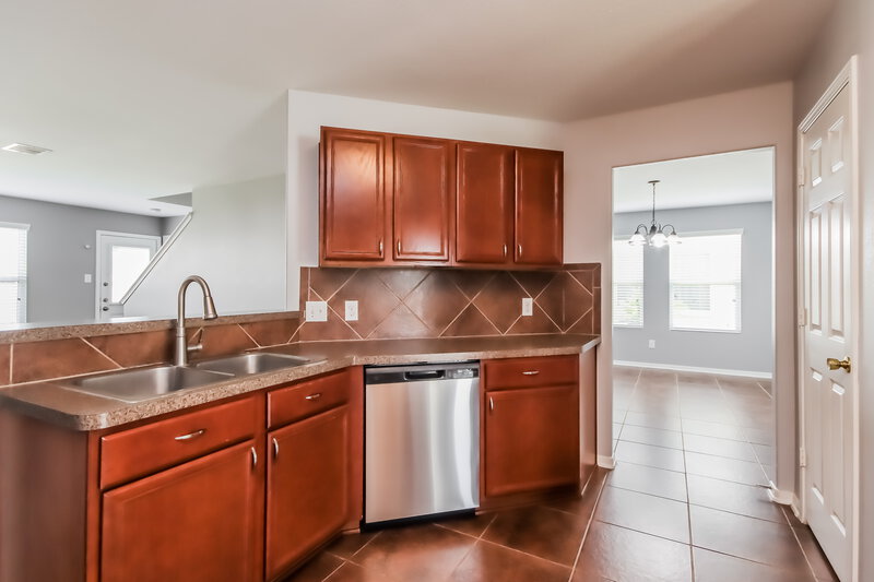 2,135/Mo, 16826 Accolade Way Conroe, TX 77385 Kitchen View 2
