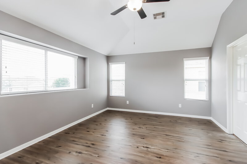 2,135/Mo, 16826 Accolade Way Conroe, TX 77385 Main Bedroom View