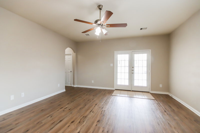 1,730/Mo, 30810 Roadie Pass Magnolia, TX 77355 Living Room View