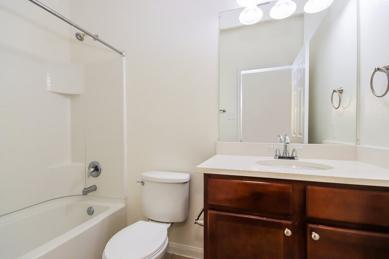 1,730/Mo, 30810 Roadie Pass Magnolia, TX 77355 Bathroom View