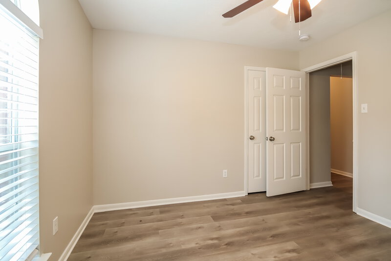 2,030/Mo, 116 Bristol Bend Ln Dickinson, TX 77539 Bedroom View 2