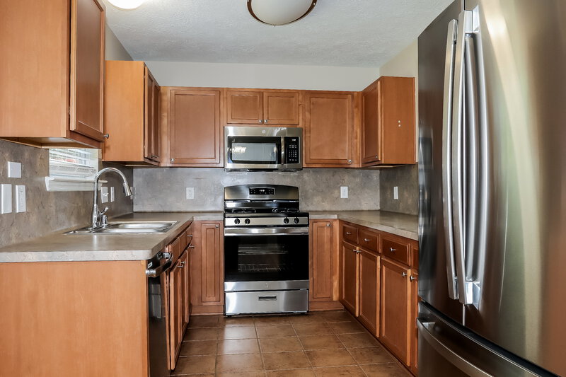 1,945/Mo, 33103 Cottonwood Bnd Magnolia, TX 77354 Kitchen View