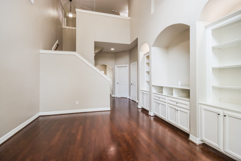 2,335/Mo, 409 Robinwood Dr Spring, TX 77386 Living Room View 2