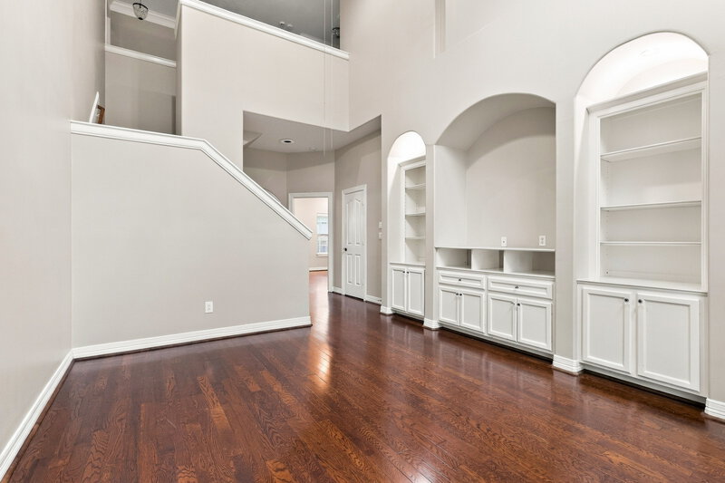 2,445/Mo, 409 Robinwood Dr Spring, TX 77386 Living Room View 2